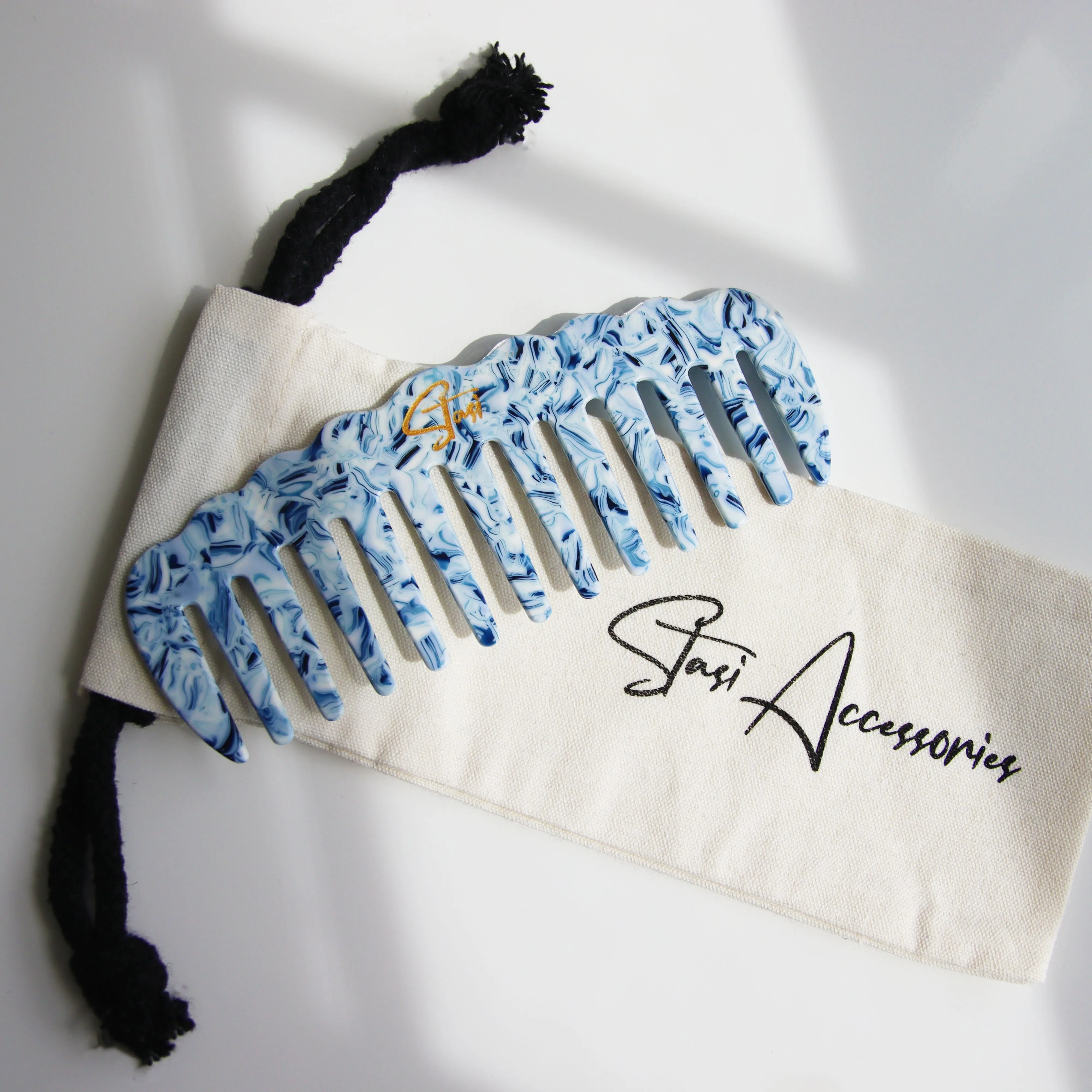 Princess Comb in Porcelain